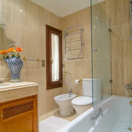 Villa New Golden Mile Estepona