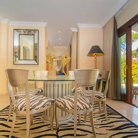New Golden Mile Villa Estepona