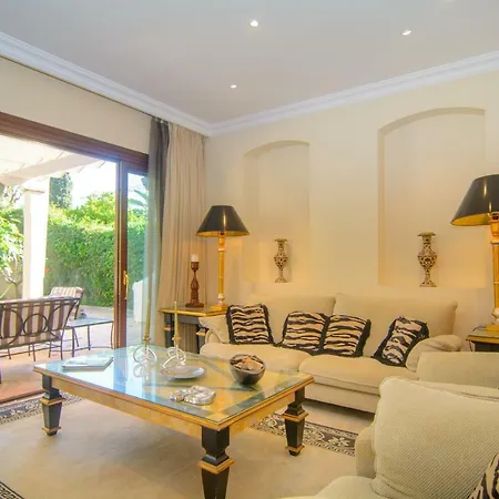 New Golden Mile Villa