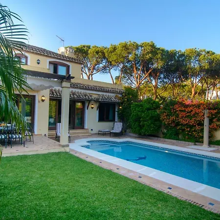 New Golden Mile Villa Estepona